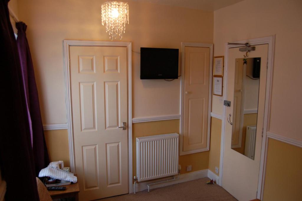 Compton House Bed and Breakfast Ashbourne  Buitenkant foto