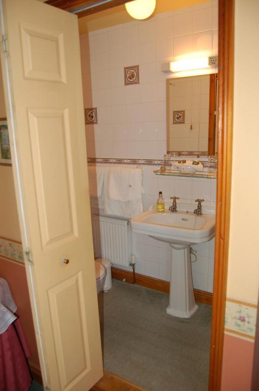 Compton House Bed and Breakfast Ashbourne  Buitenkant foto